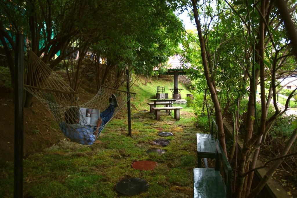Pine Borough Inn โกไดกานัล ภายนอก รูปภาพ