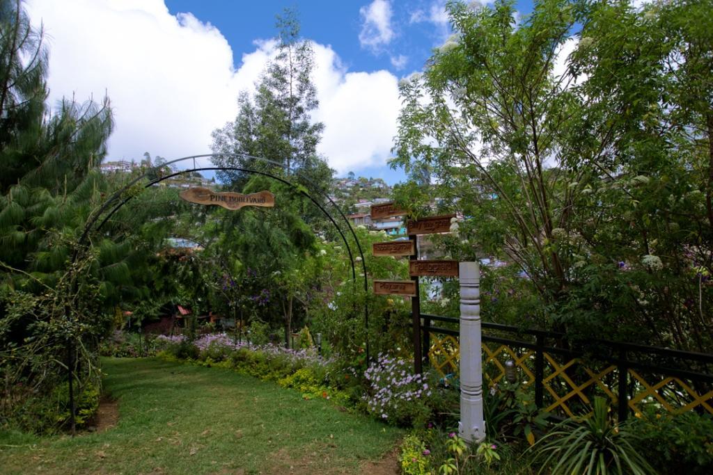 Pine Borough Inn โกไดกานัล ภายนอก รูปภาพ