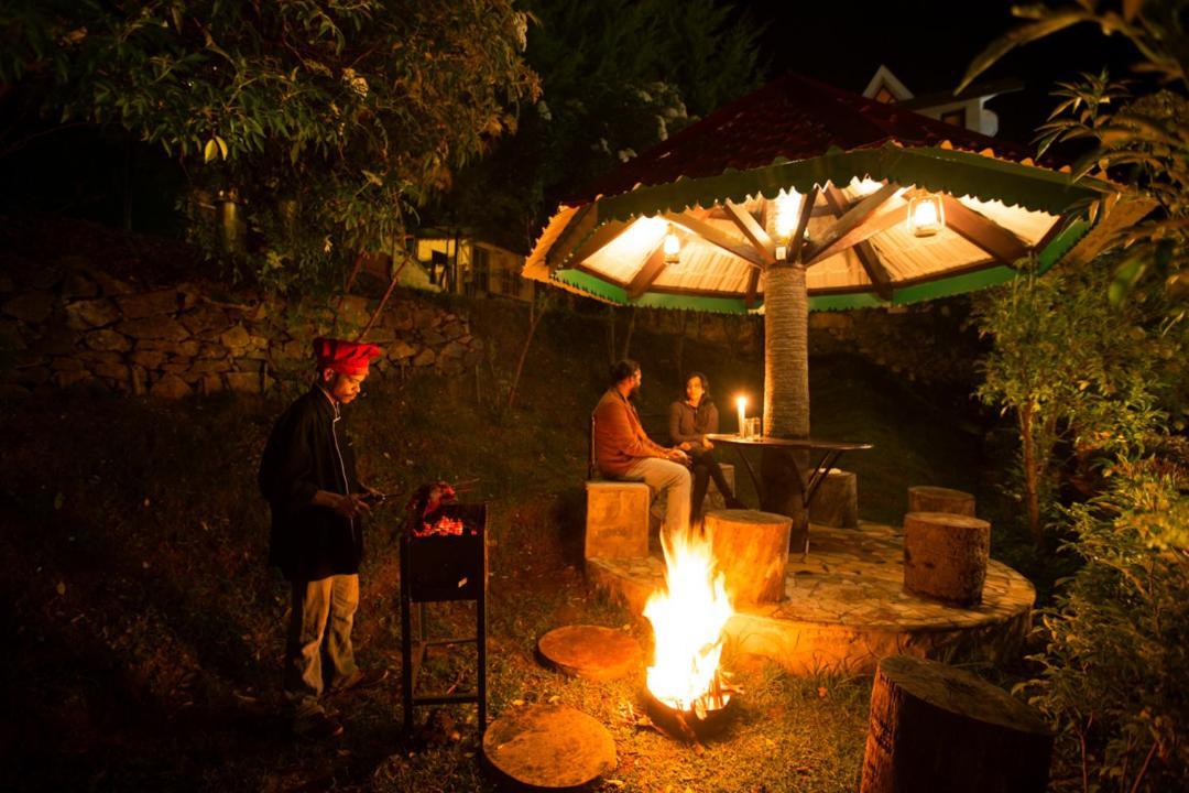 Pine Borough Inn โกไดกานัล ภายนอก รูปภาพ