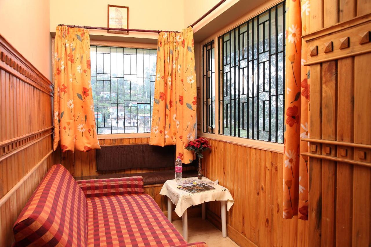 Pine Borough Inn โกไดกานัล ภายนอก รูปภาพ